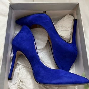 Jessica Simpson pumps